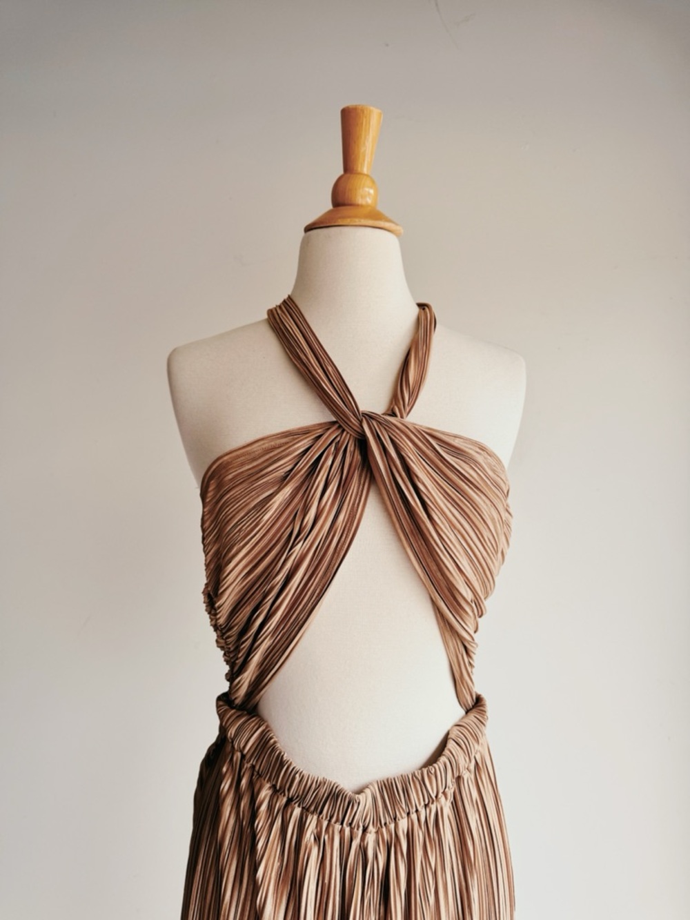LPA Baina Pleated Halter Cutout Jumpsuit Tan Size M - Picture 5 of 8